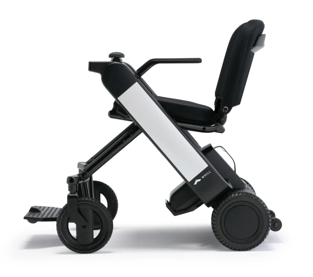 黒色の電動車椅子